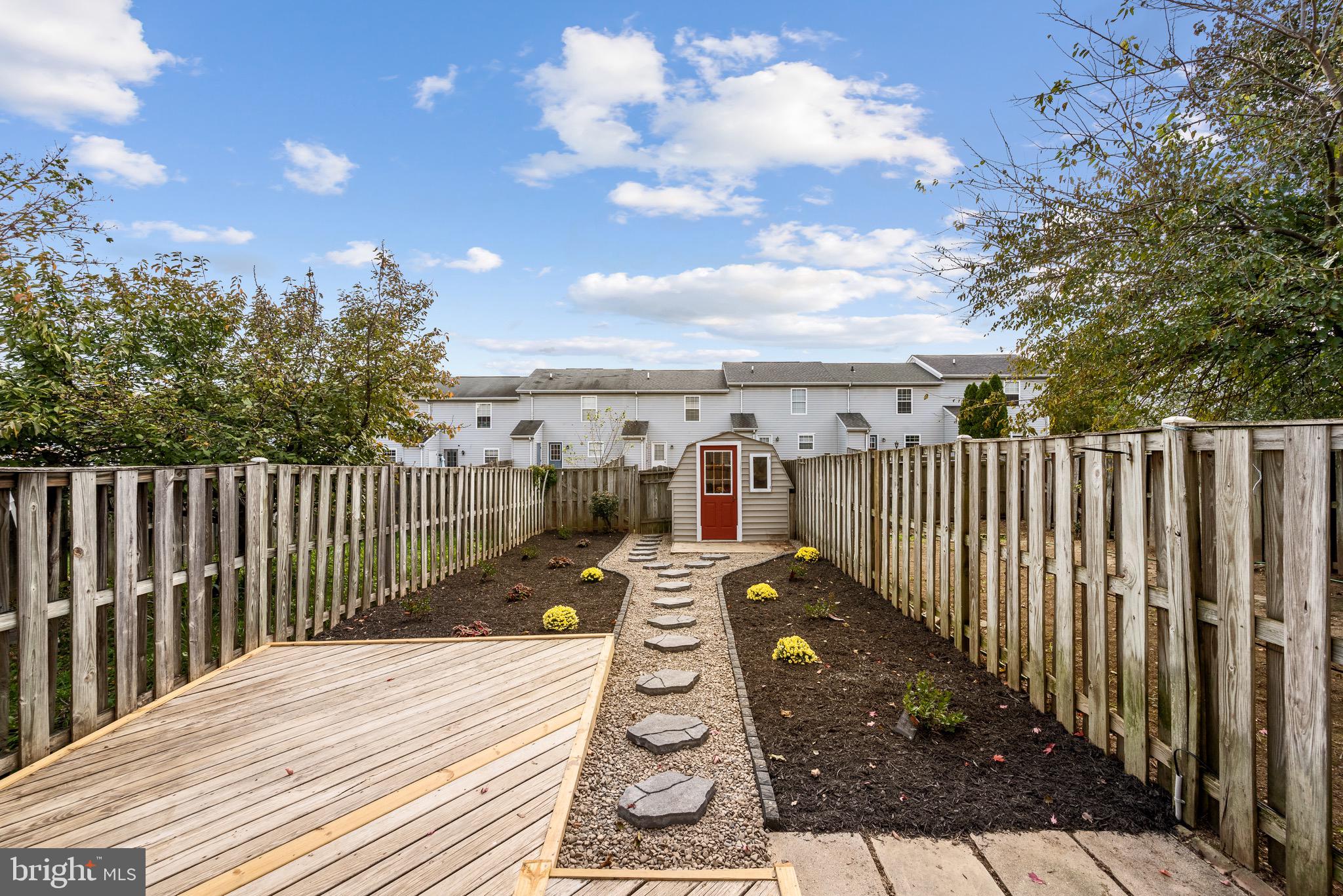 308 Barrington Ln
