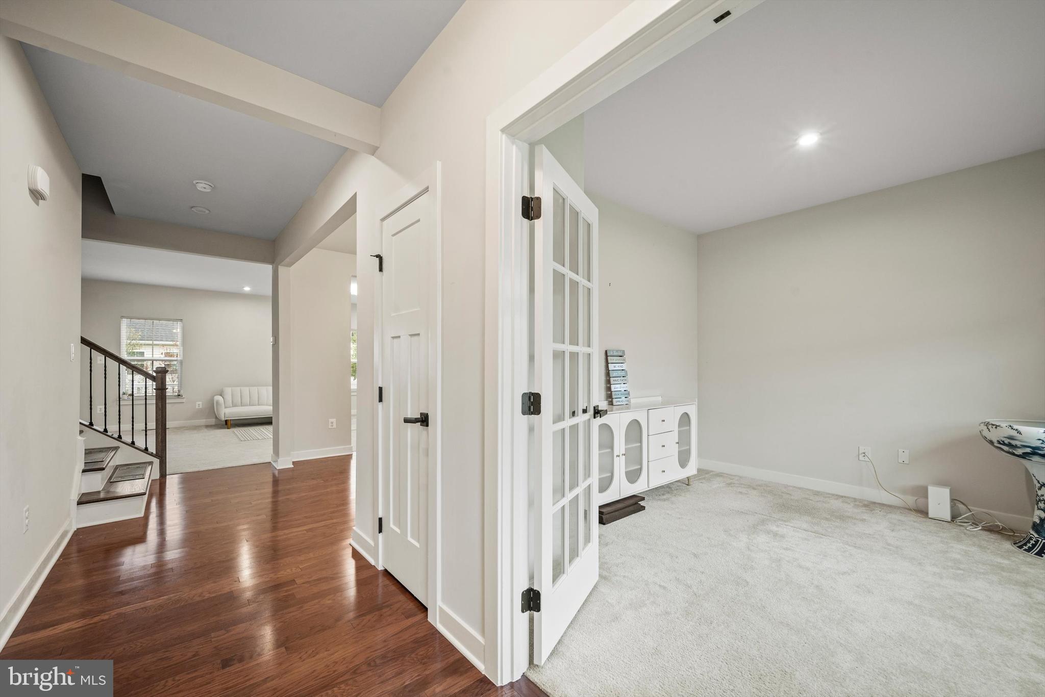 104 IRONWEED DR
