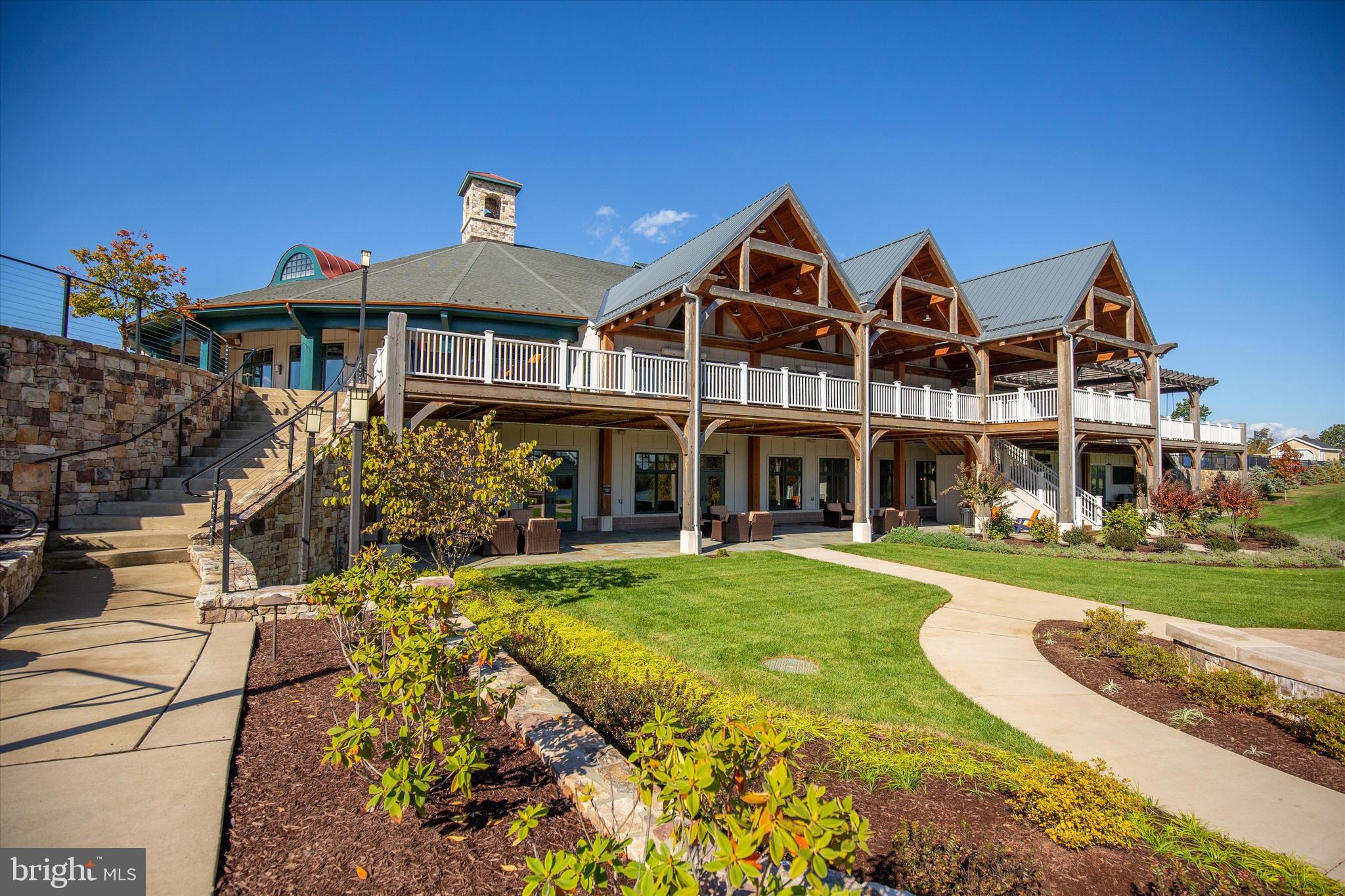 104 IRONWEED DR