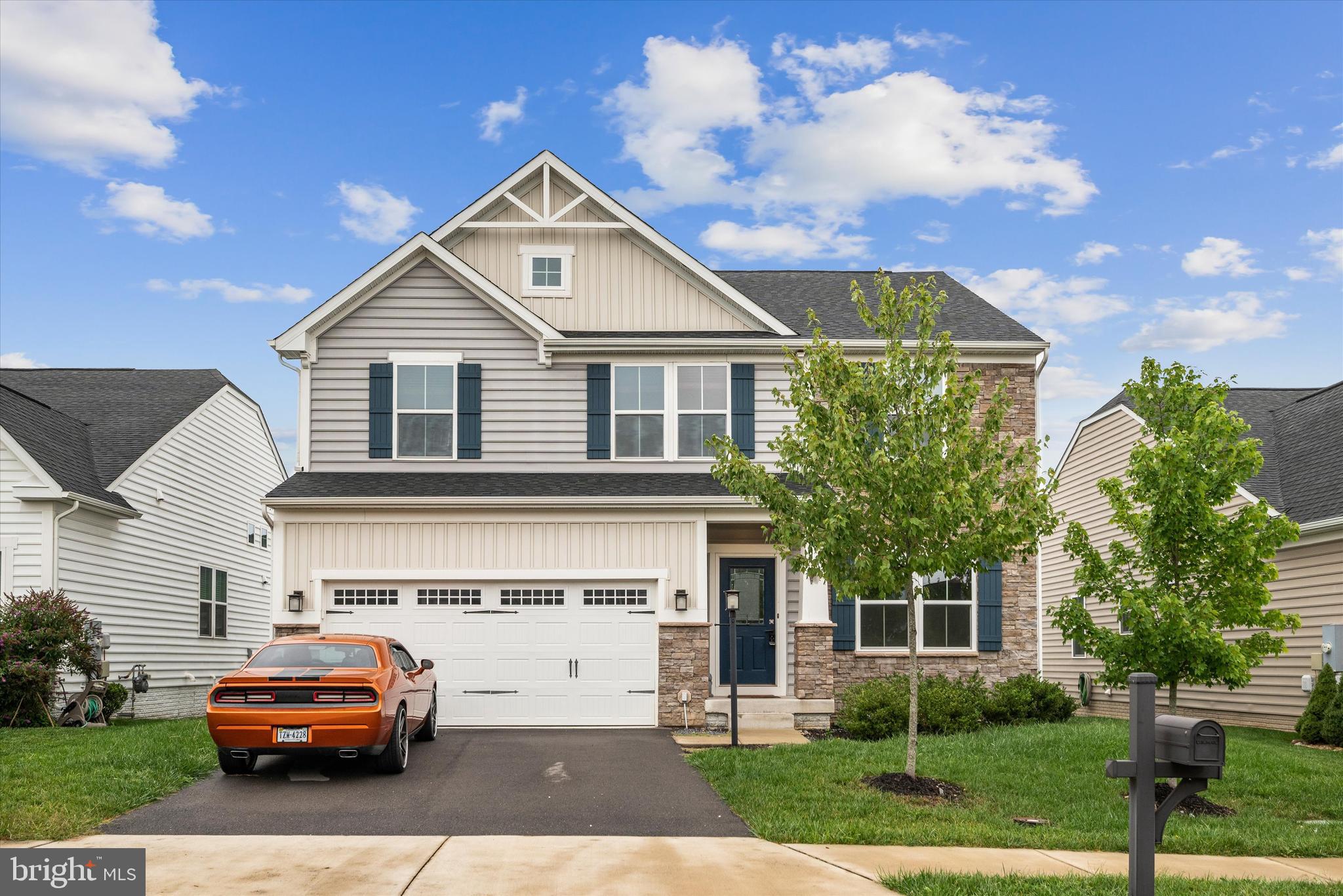 104 IRONWEED DR