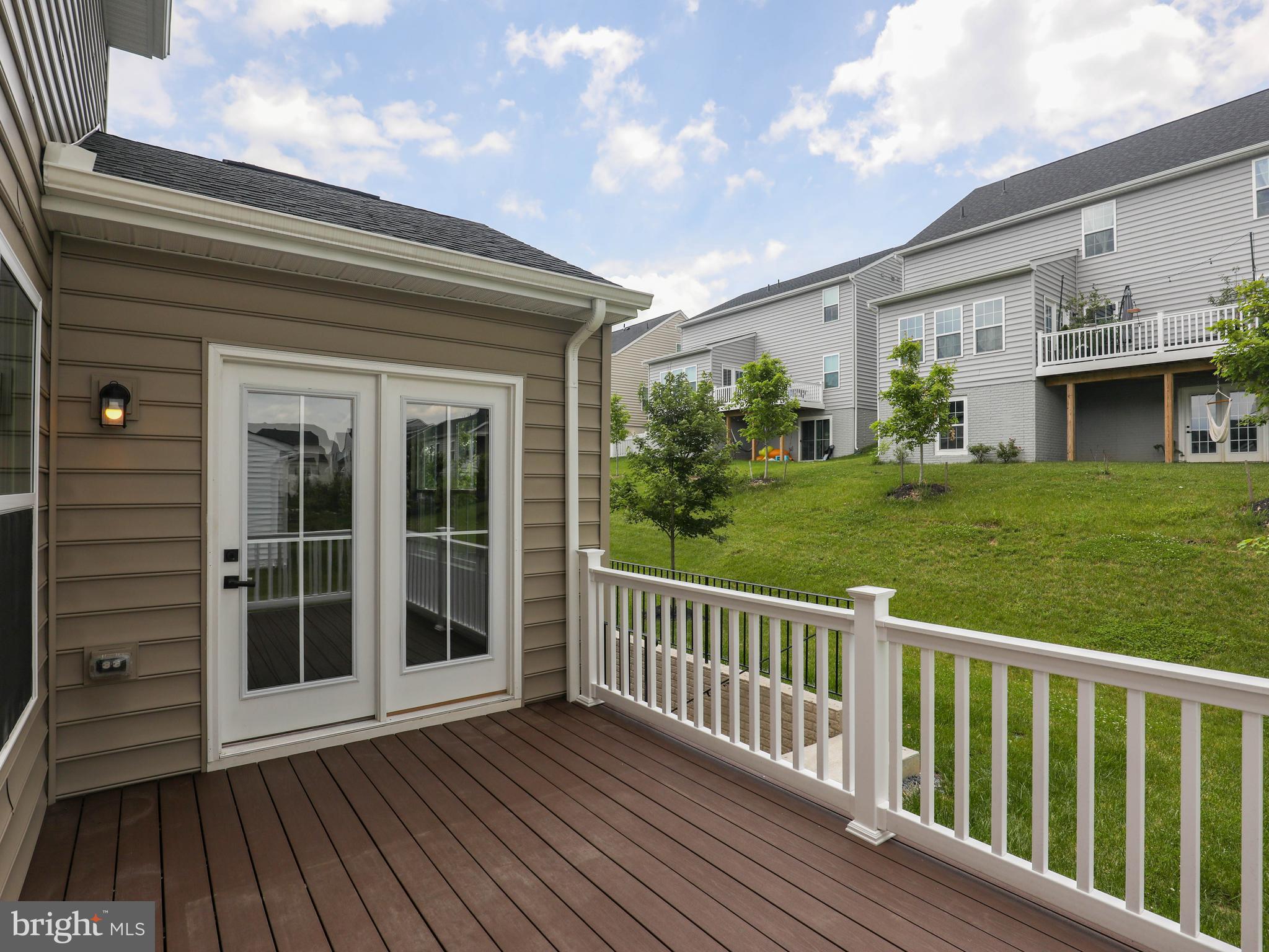 112 FRINGETREE COURT