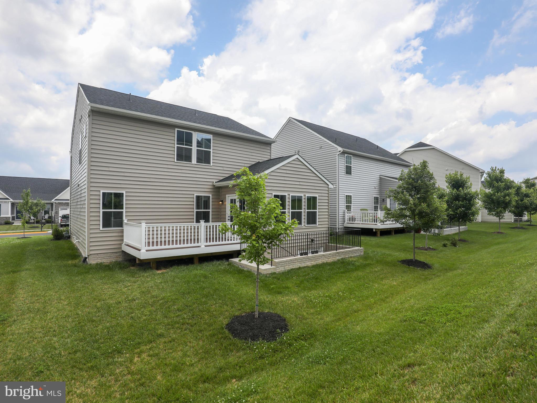112 FRINGETREE COURT
