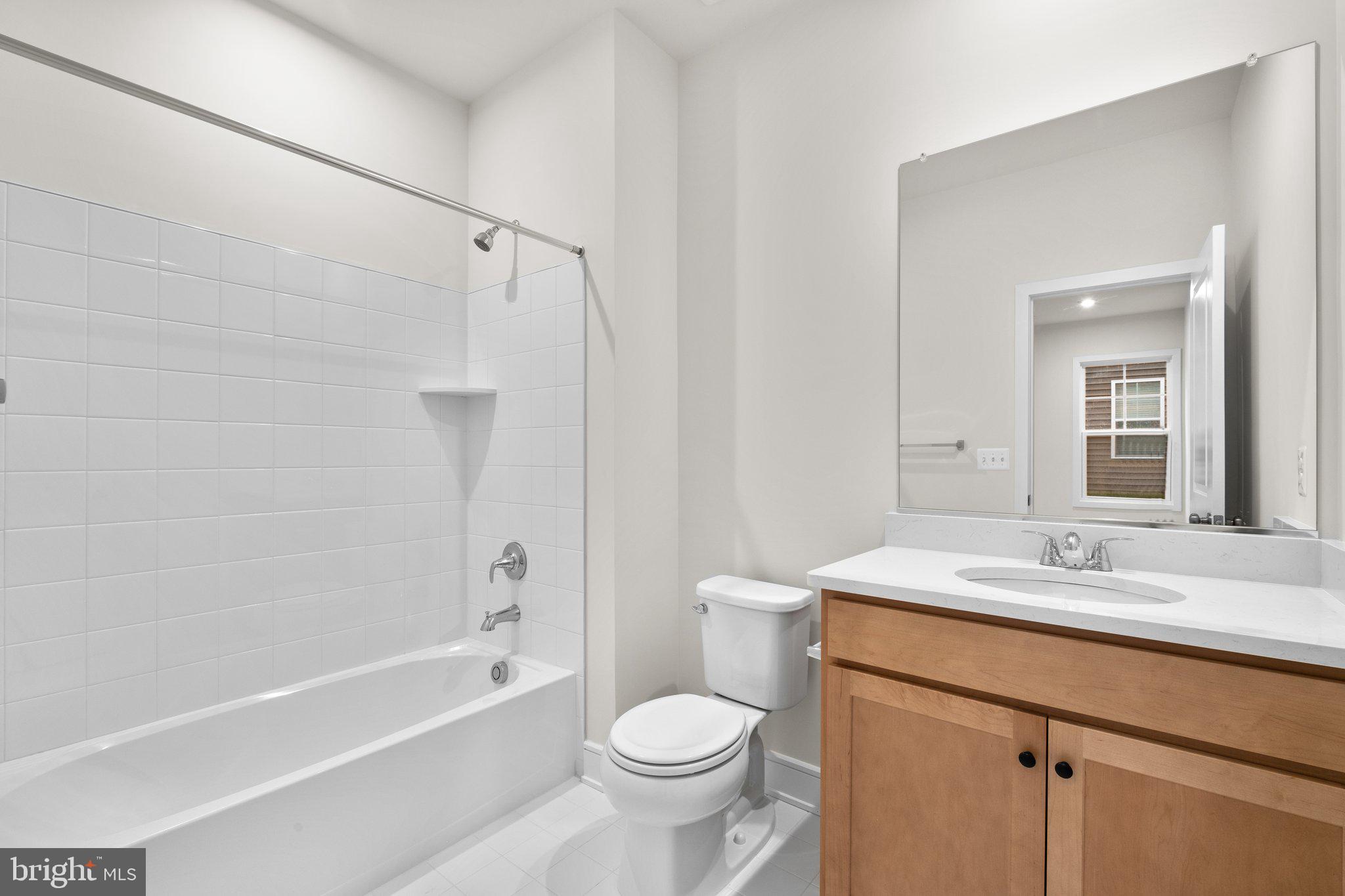 122 Leather Flower Dr