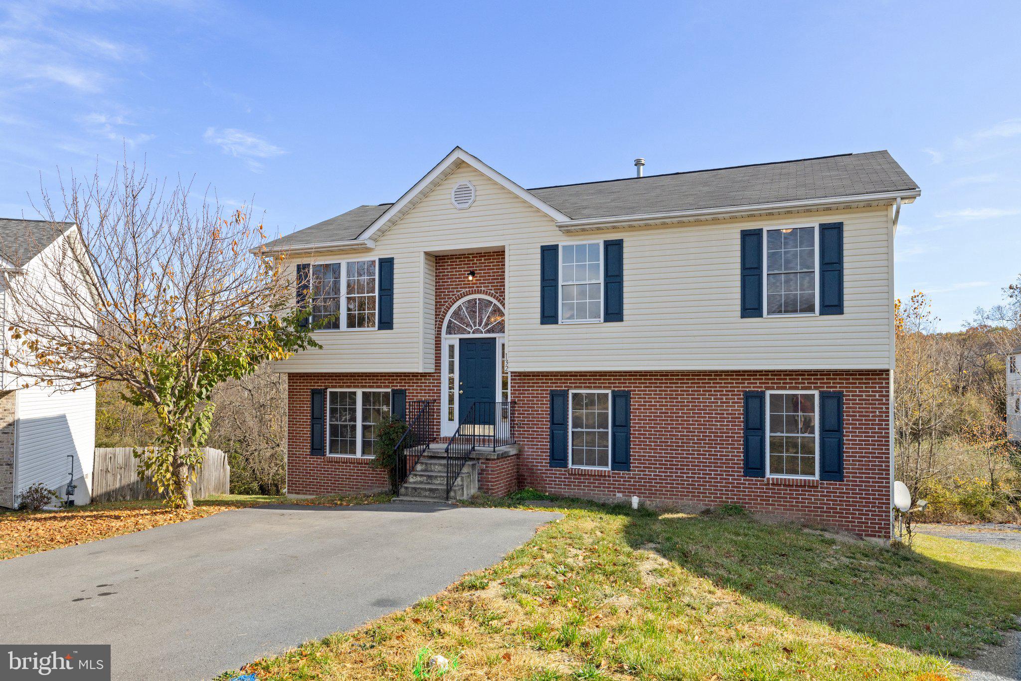 132 Paradise Ct