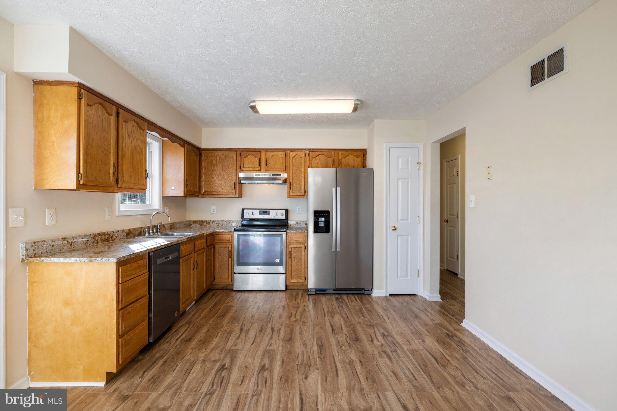 132 Paradise Ct