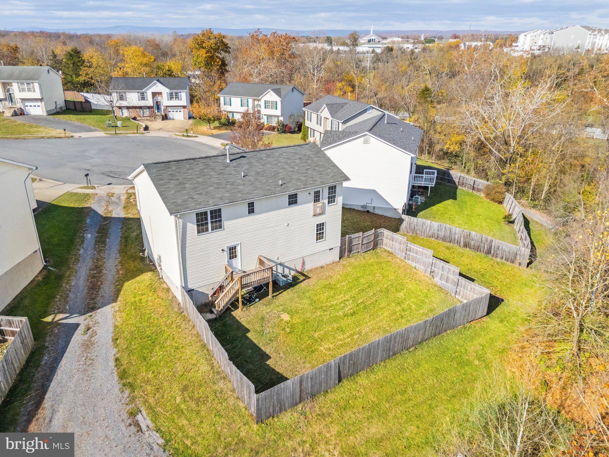 132 Paradise Ct