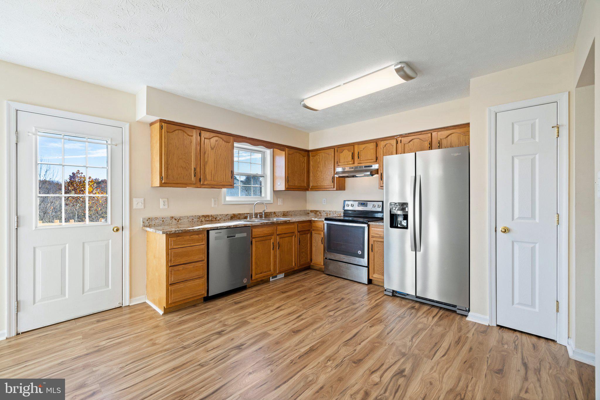 132 Paradise Ct