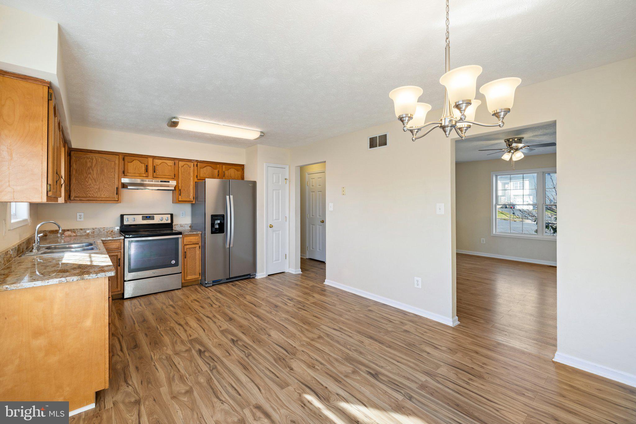 132 Paradise Ct