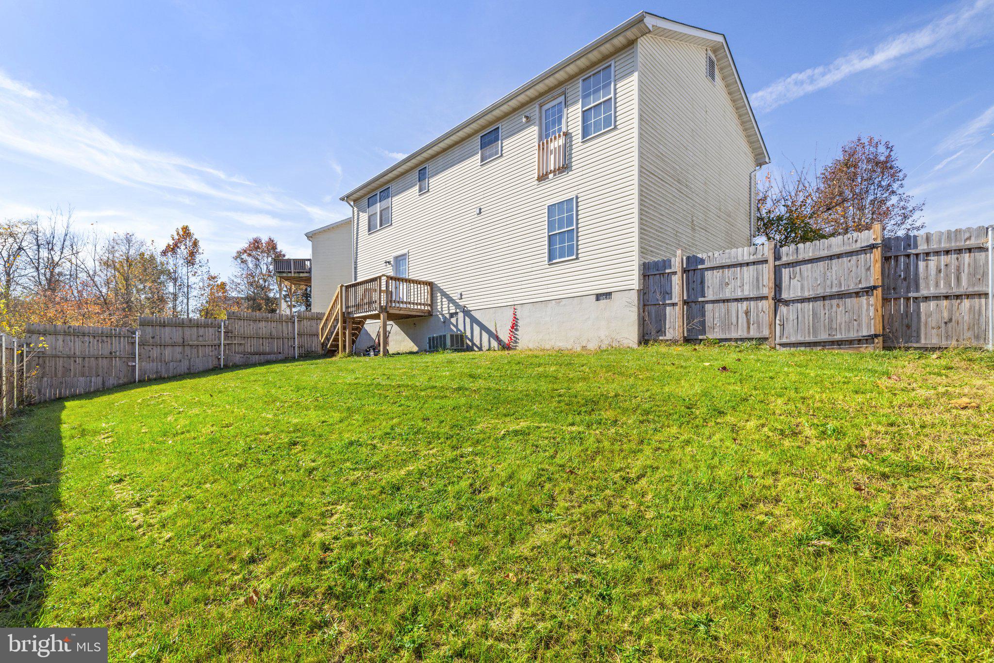 132 Paradise Ct