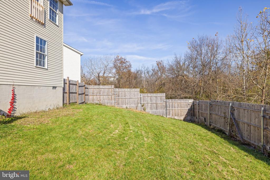132 Paradise Ct