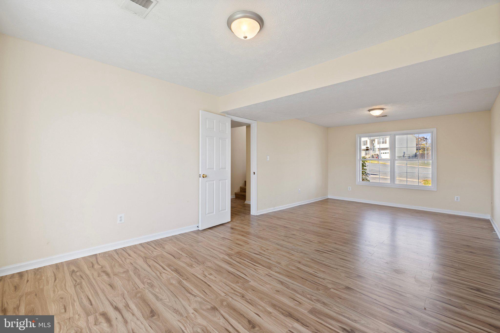 132 Paradise Ct