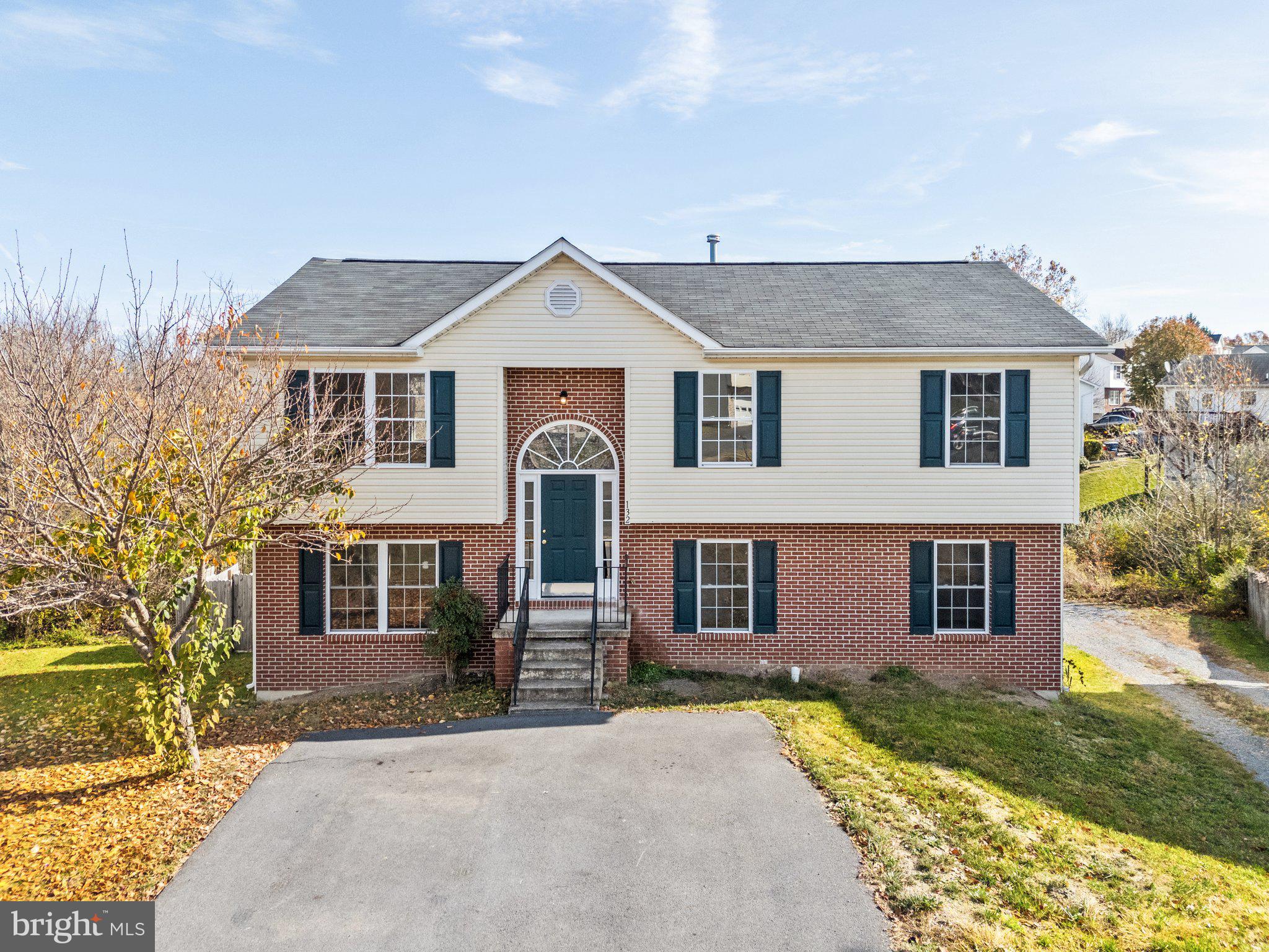 132 Paradise Ct
