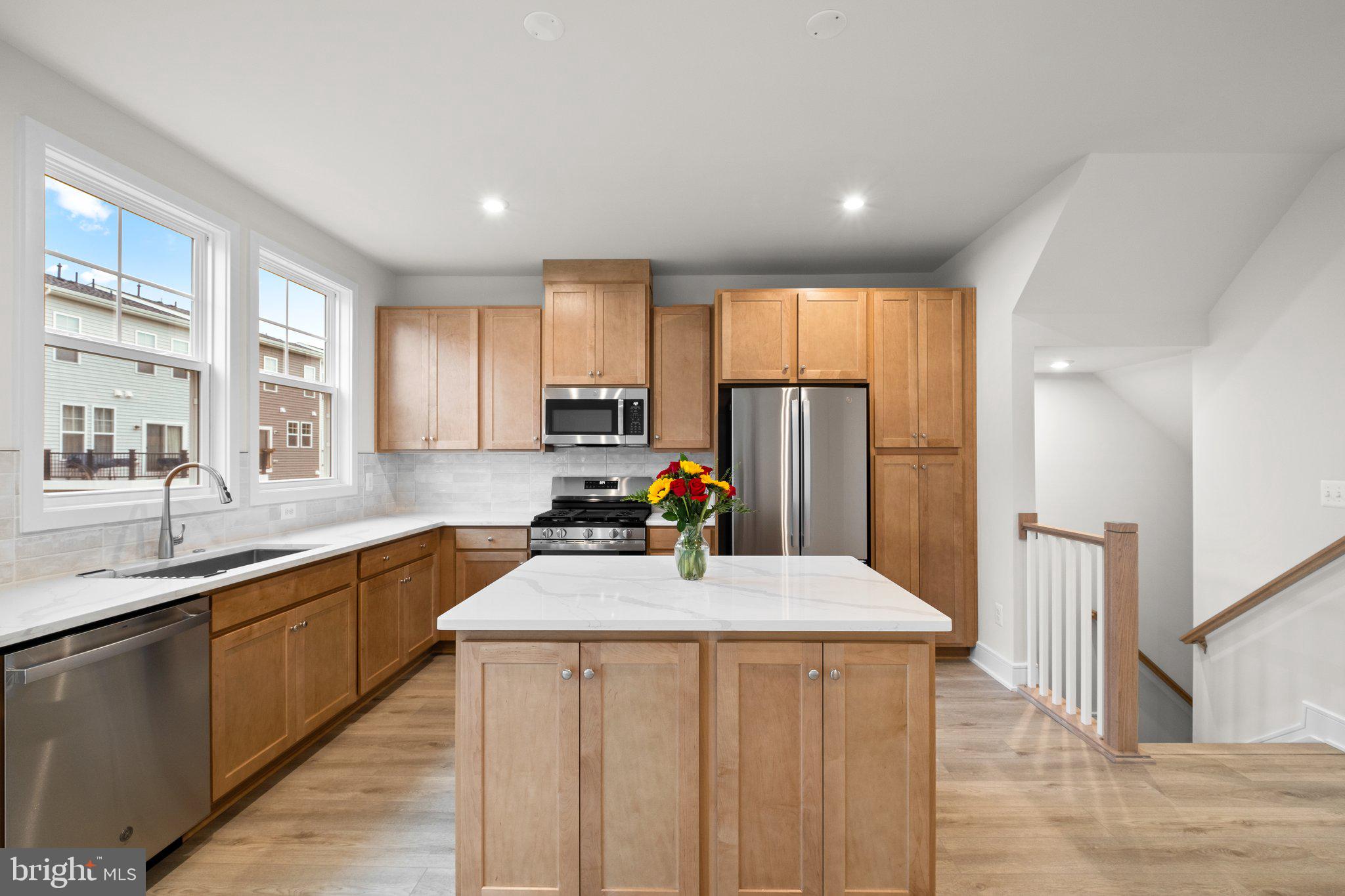 116 Leather Flower Dr
