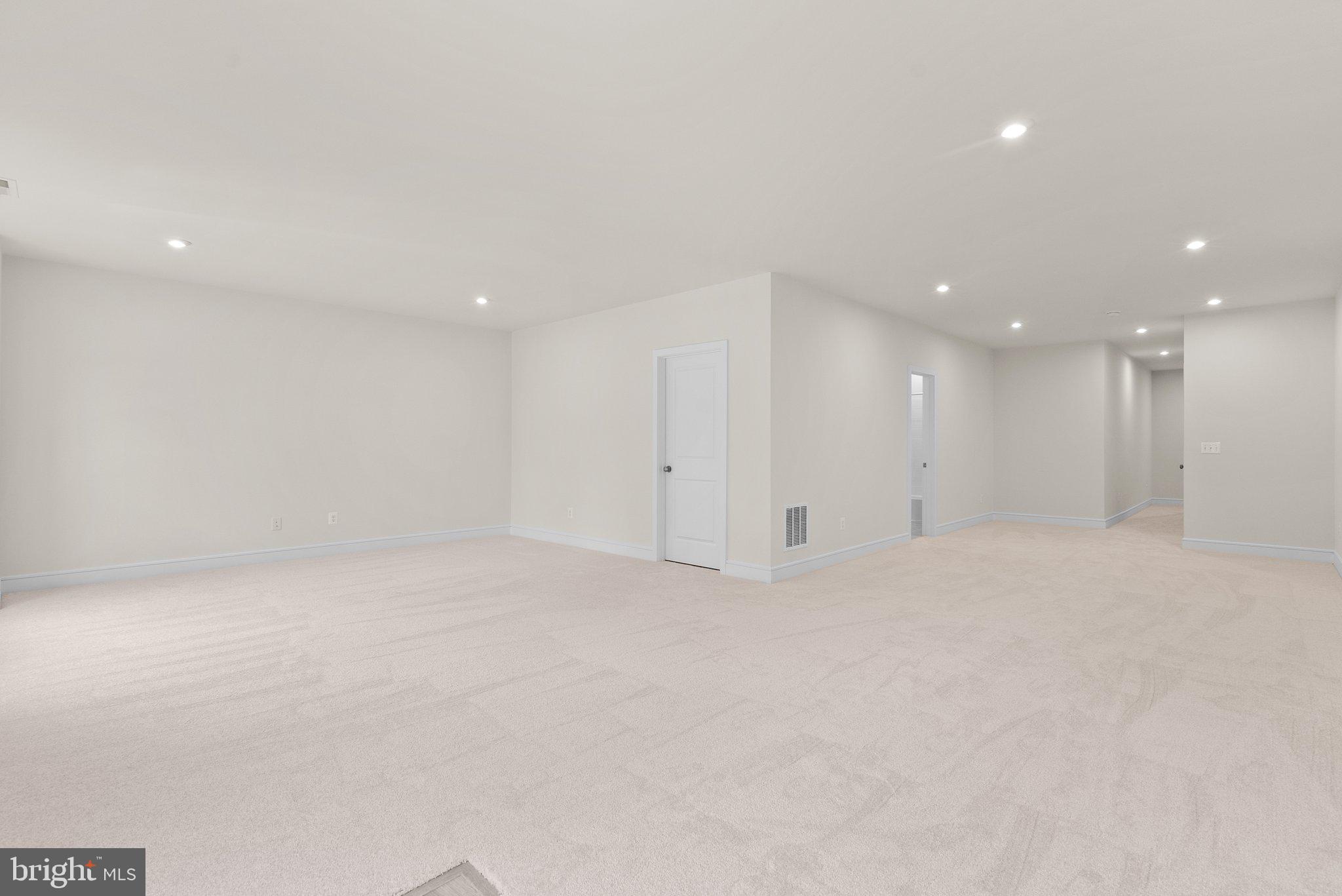 121 Leather Flower Dr