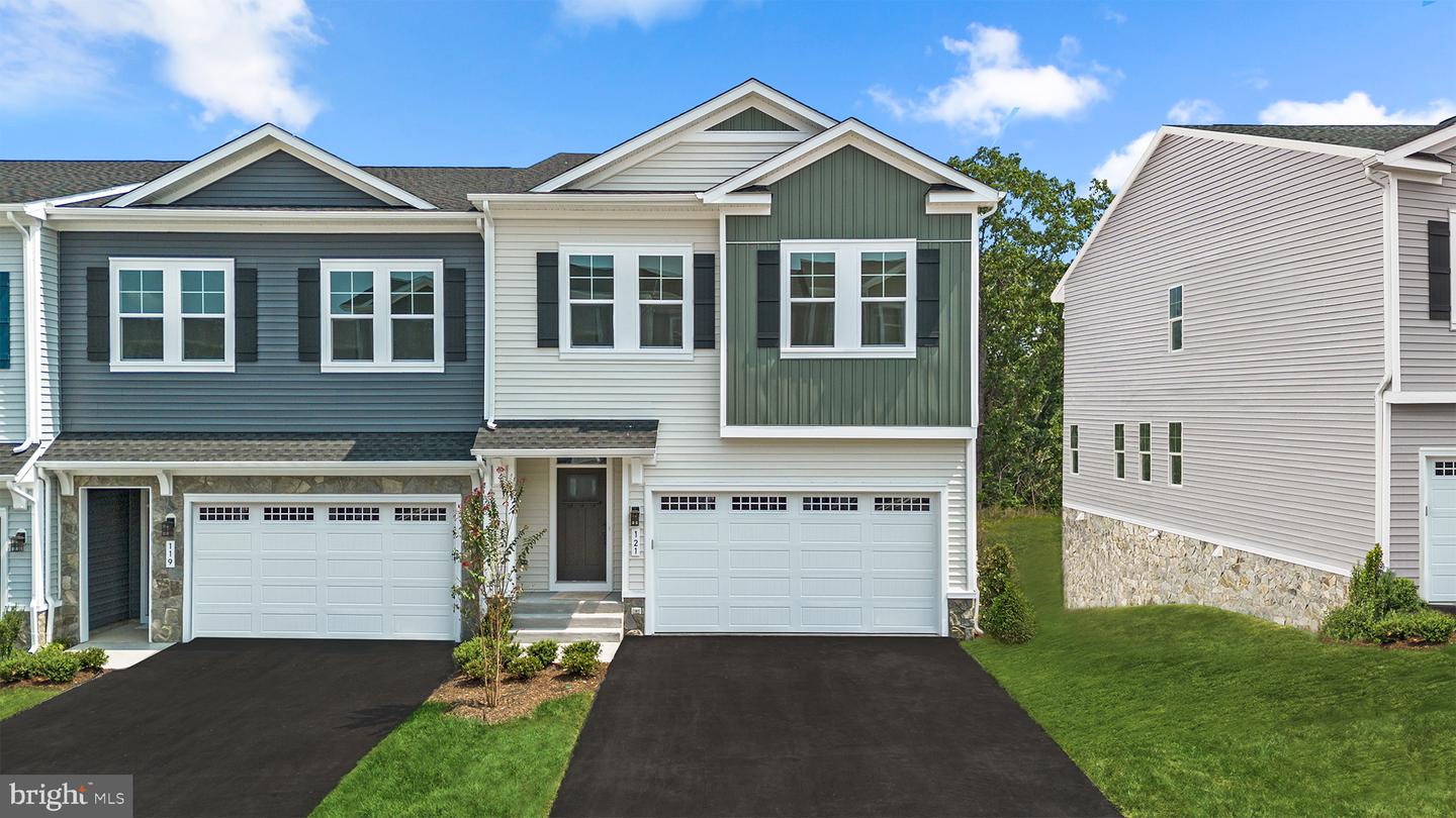 121 Leather Flower Dr