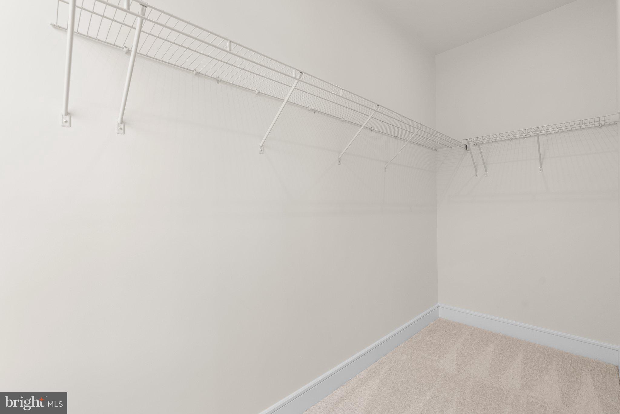 121 Leather Flower Dr