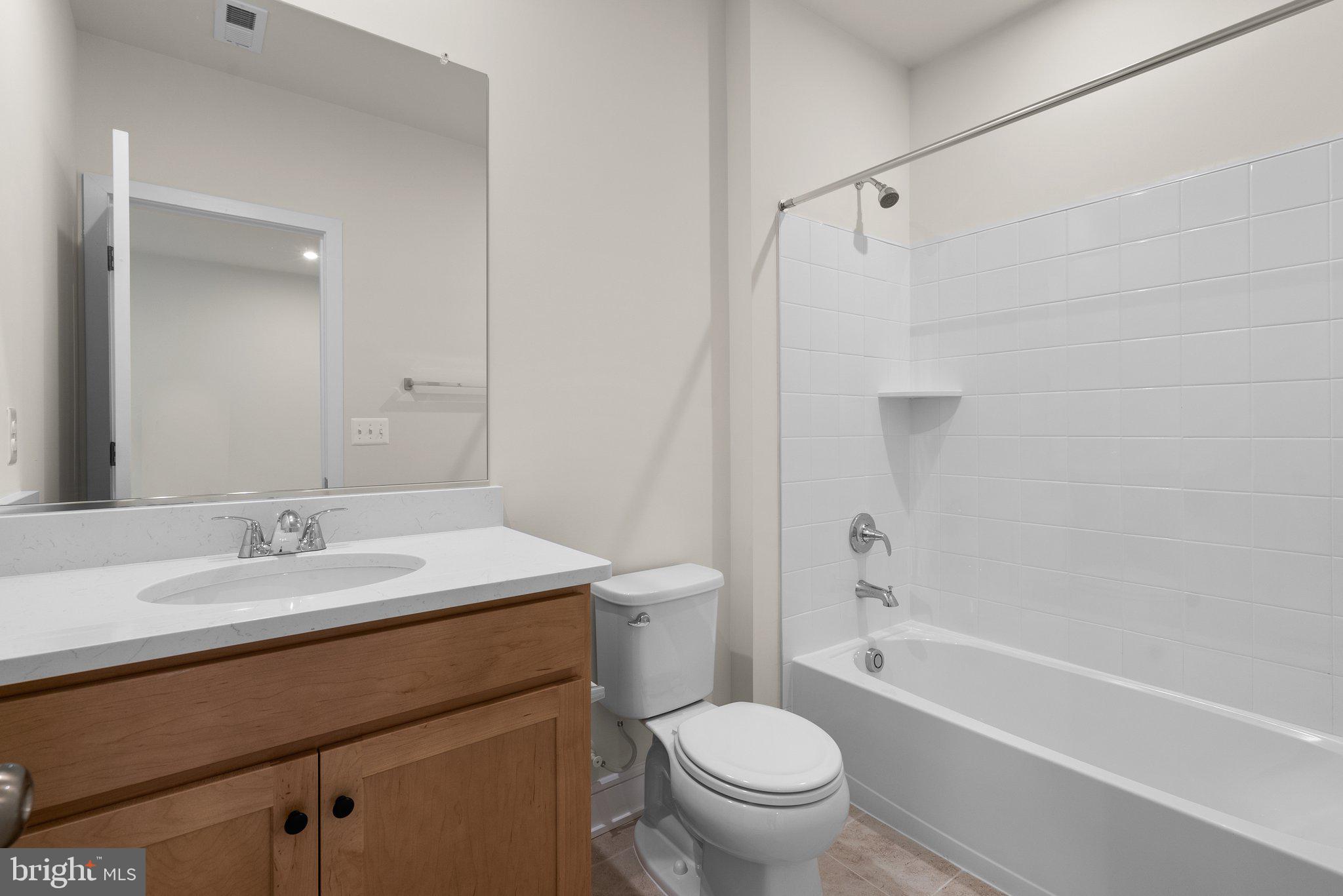 121 Leather Flower Dr