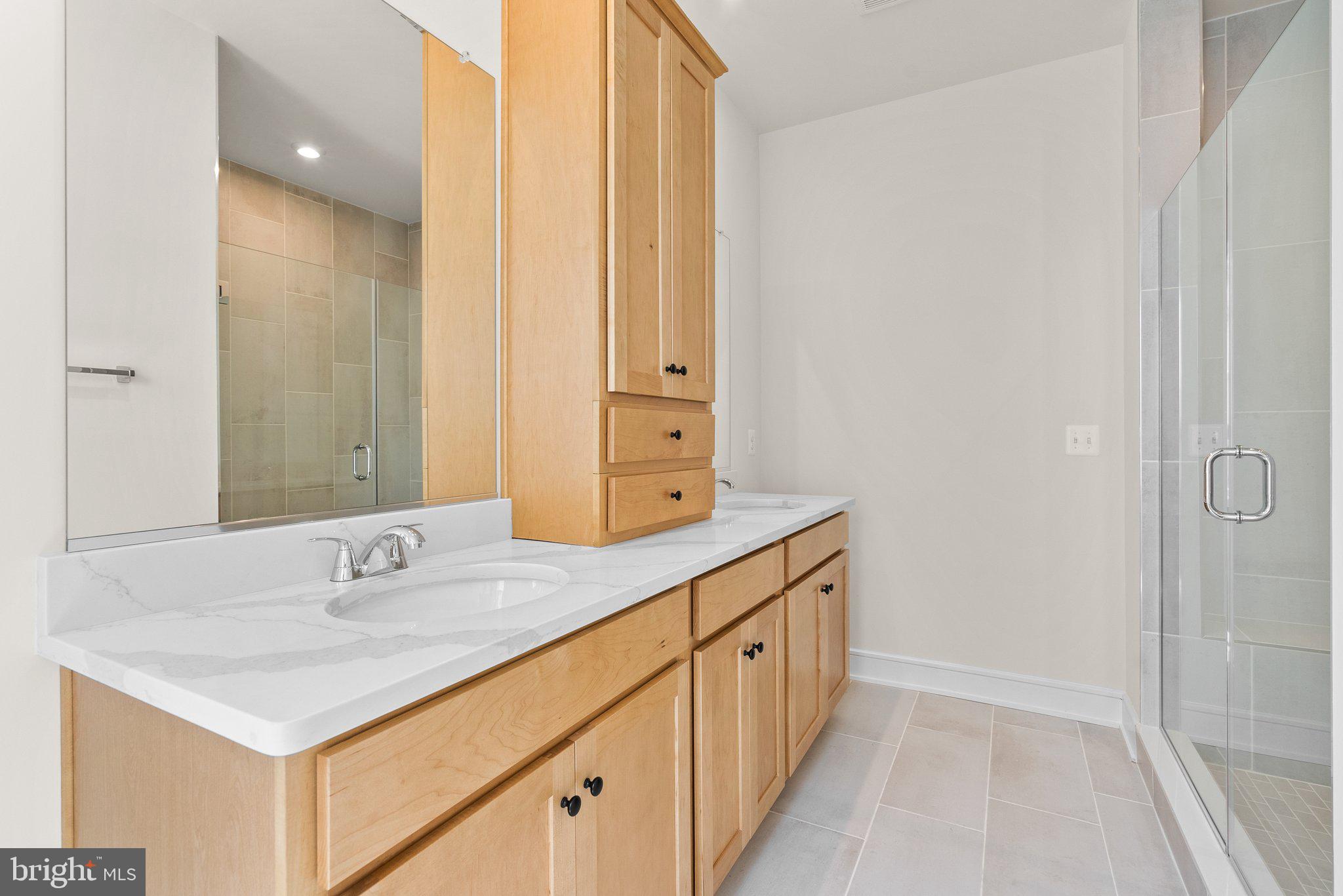 121 Leather Flower Dr