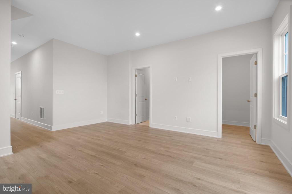 129 CHECKERSPOT WAY