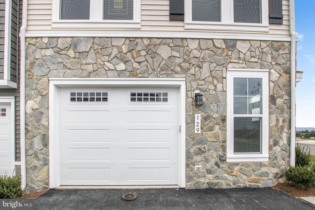 129 CHECKERSPOT WAY
