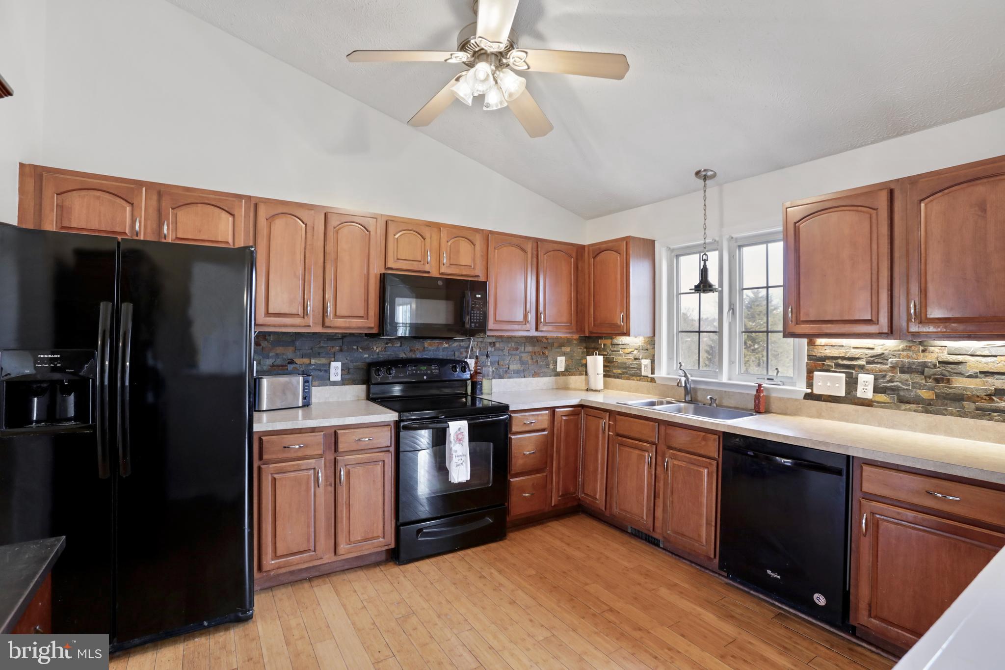 106 New Kent Ct