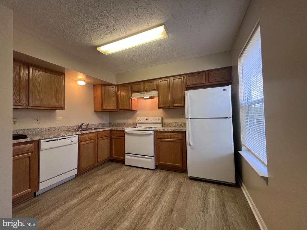 508 RIDGEFIELD AVE