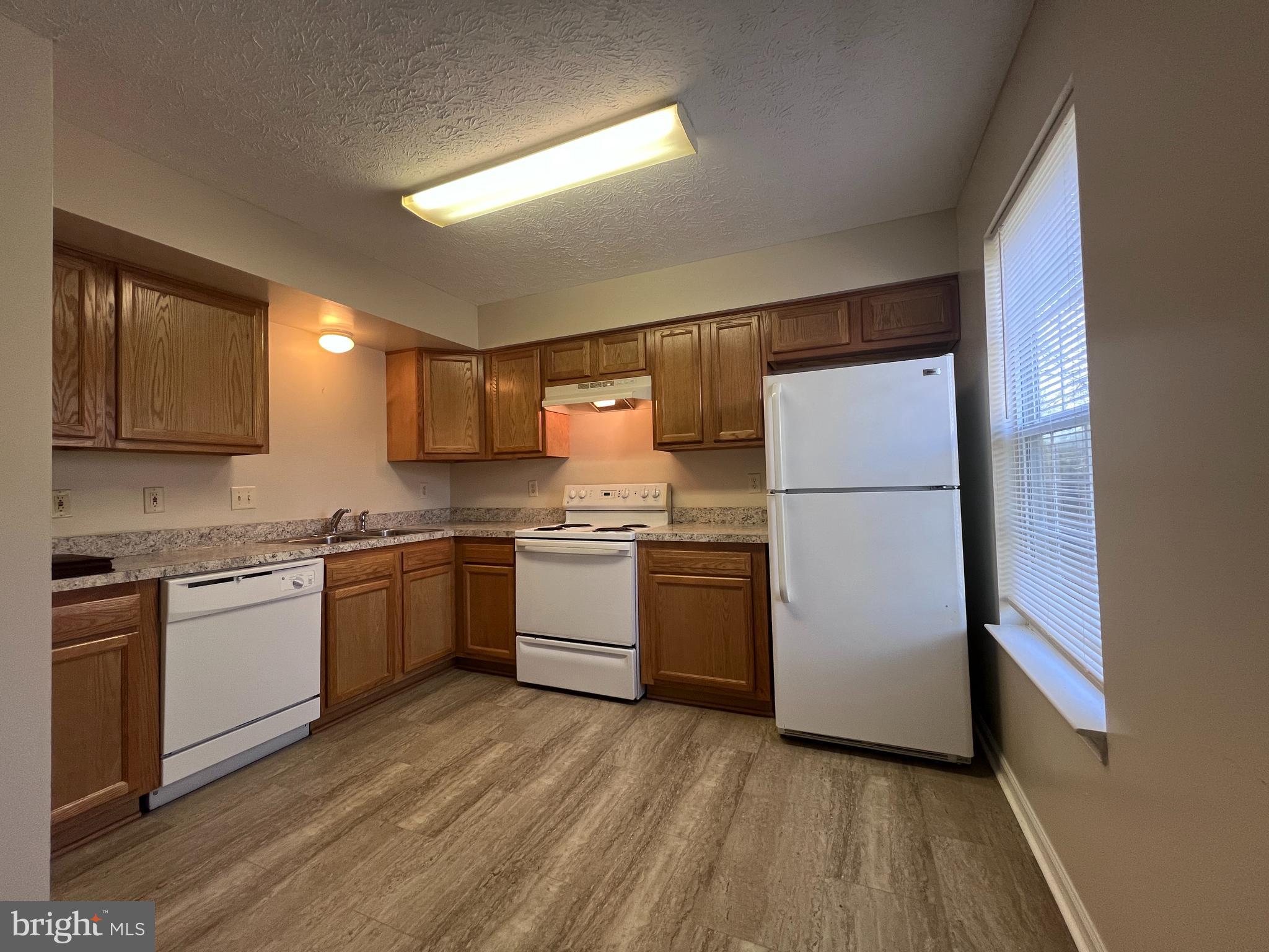 508 RIDGEFIELD AVE
