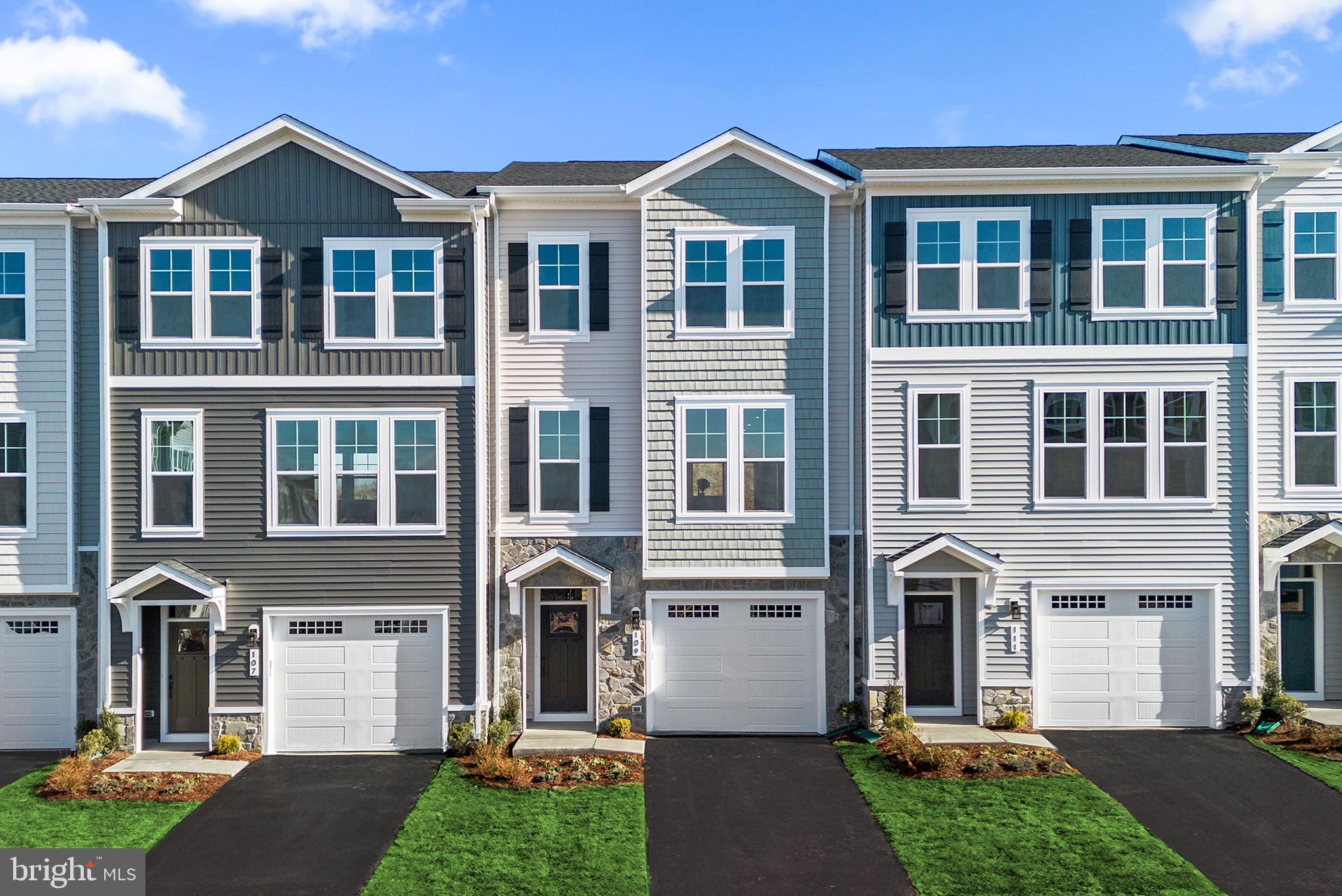 109 Checkerspot Way