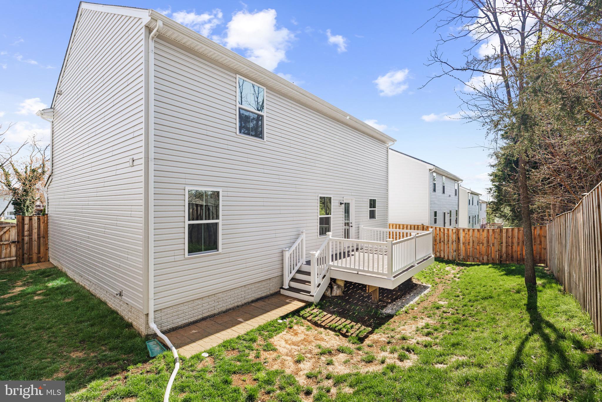 169 Emmet St