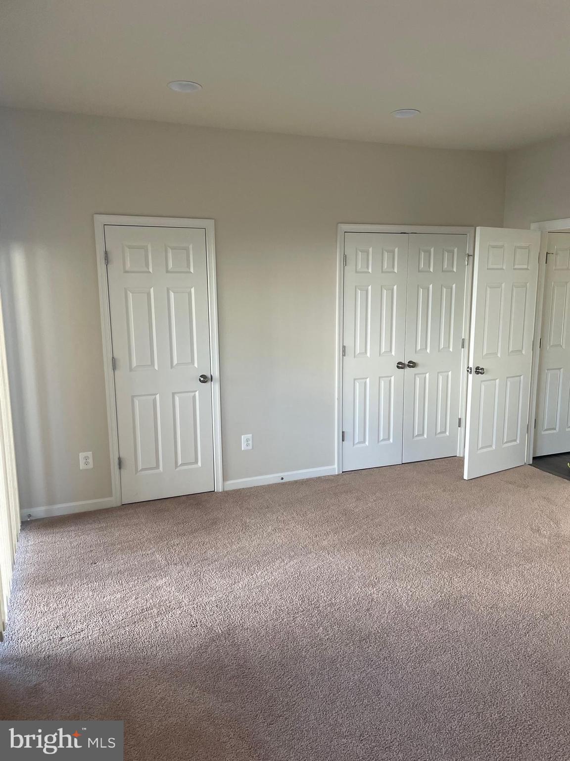 104 JITTERBUG WAY
