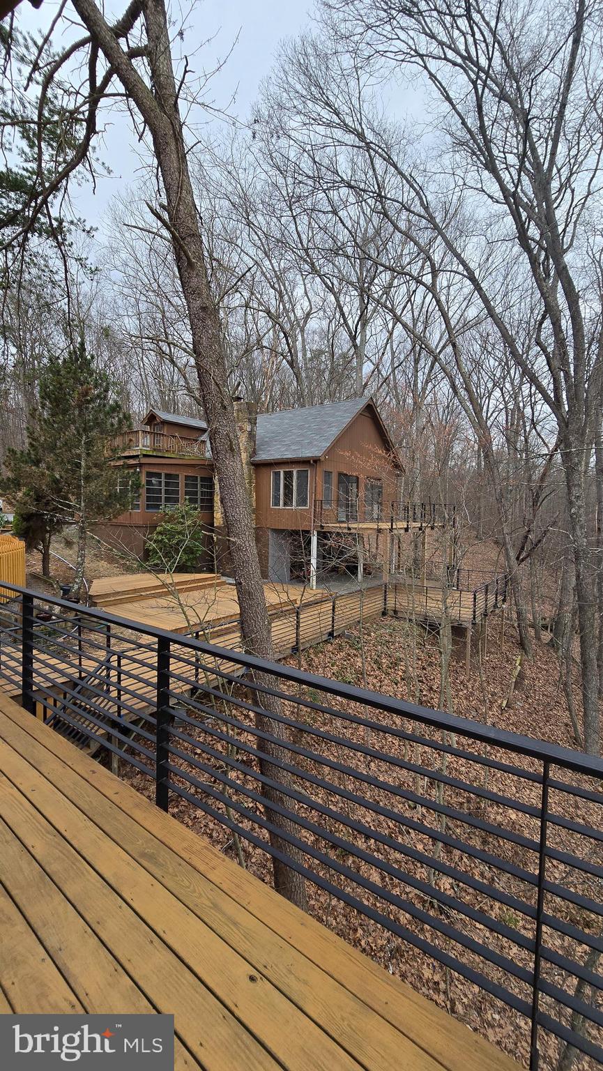 274 THREE OAKS DR
