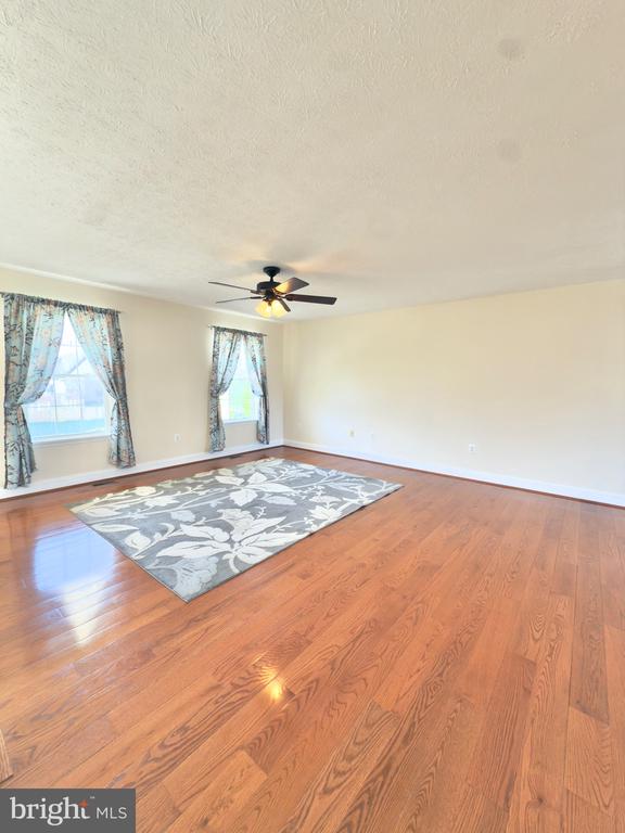 103 Charlton Rd