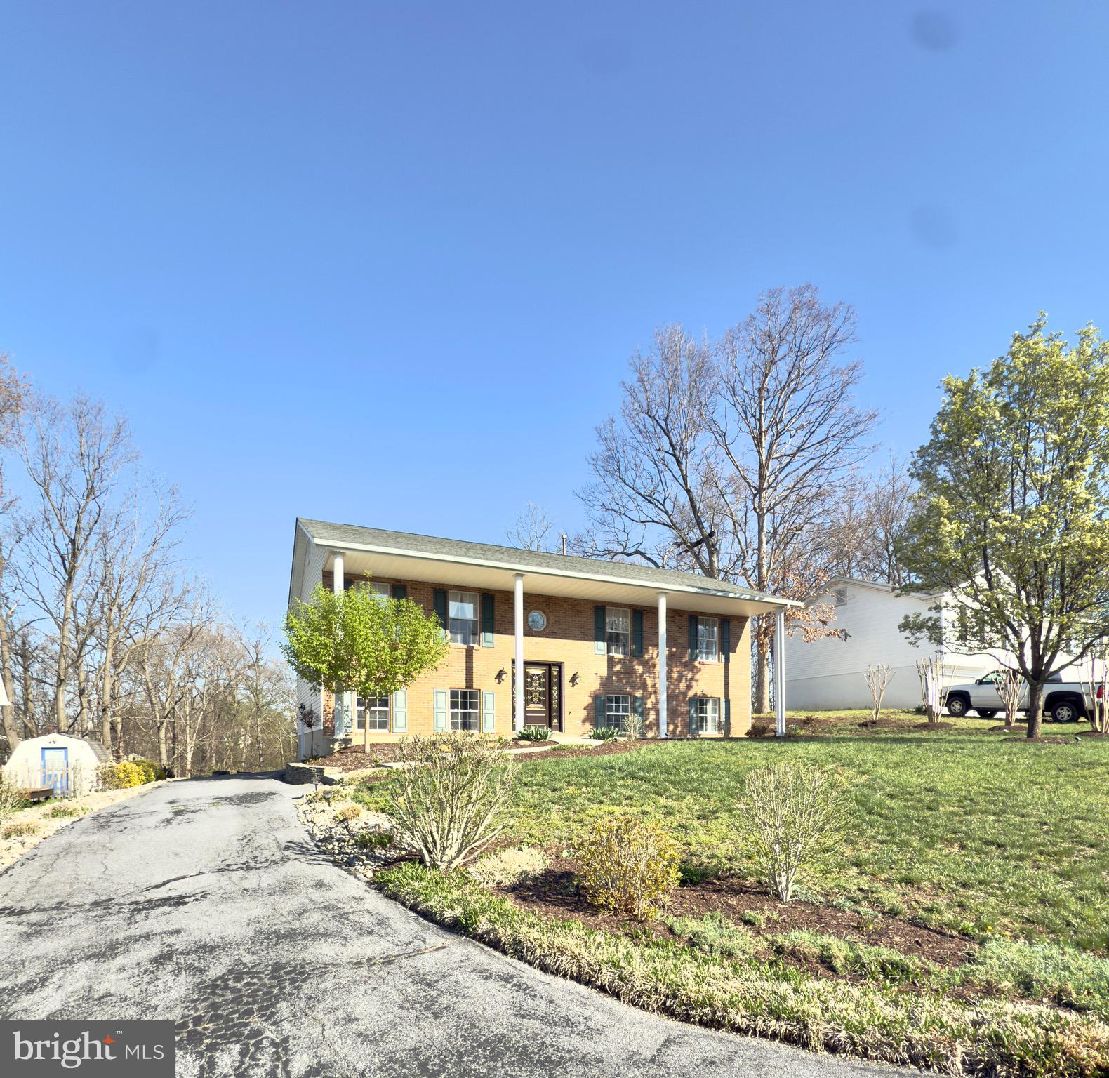 103 Charlton Rd