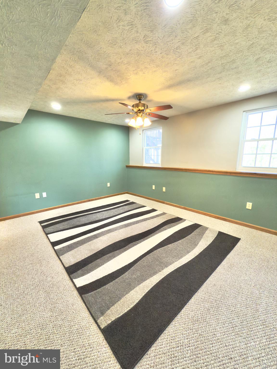 103 Charlton Rd