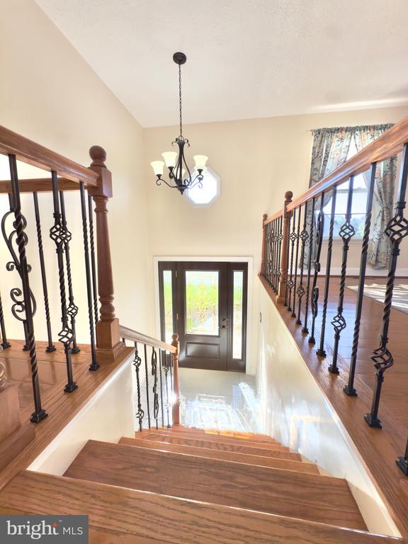 103 Charlton Rd