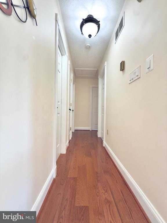 103 Charlton Rd