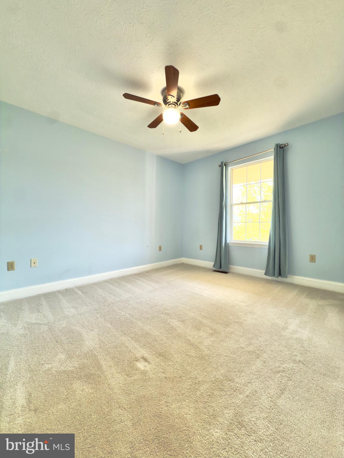 103 Charlton Rd