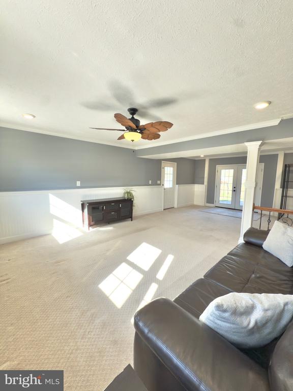 103 Charlton Rd