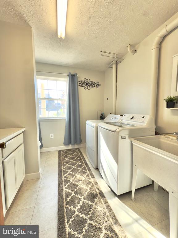 103 Charlton Rd