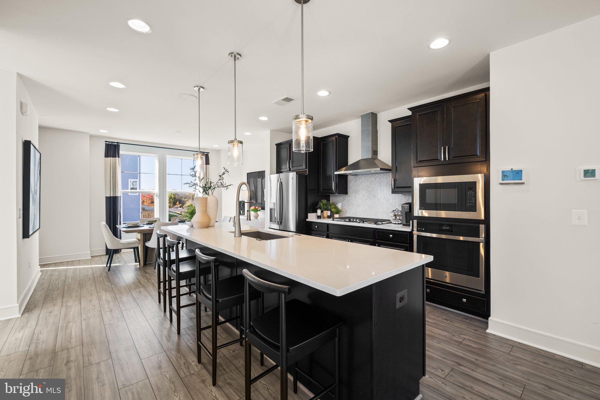 135 Wake Robin Ct