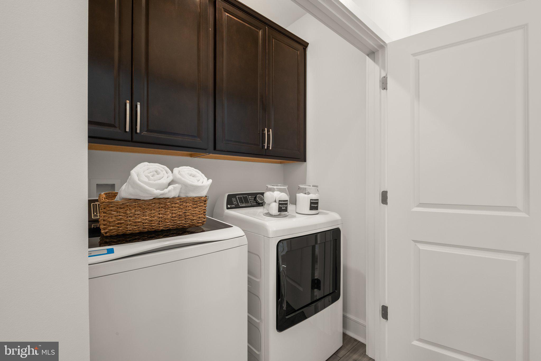 135 Wake Robin Ct