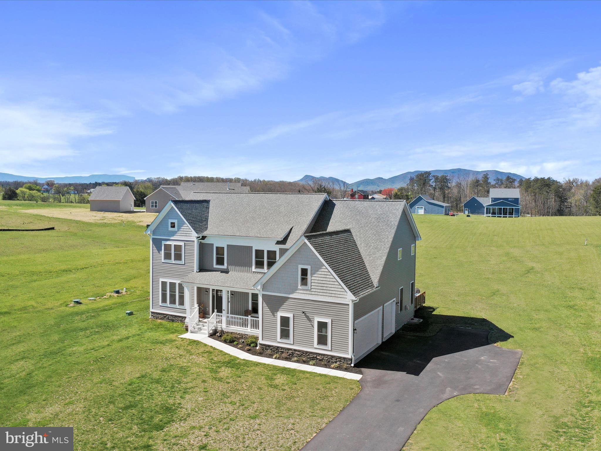 183 Garrison Ct