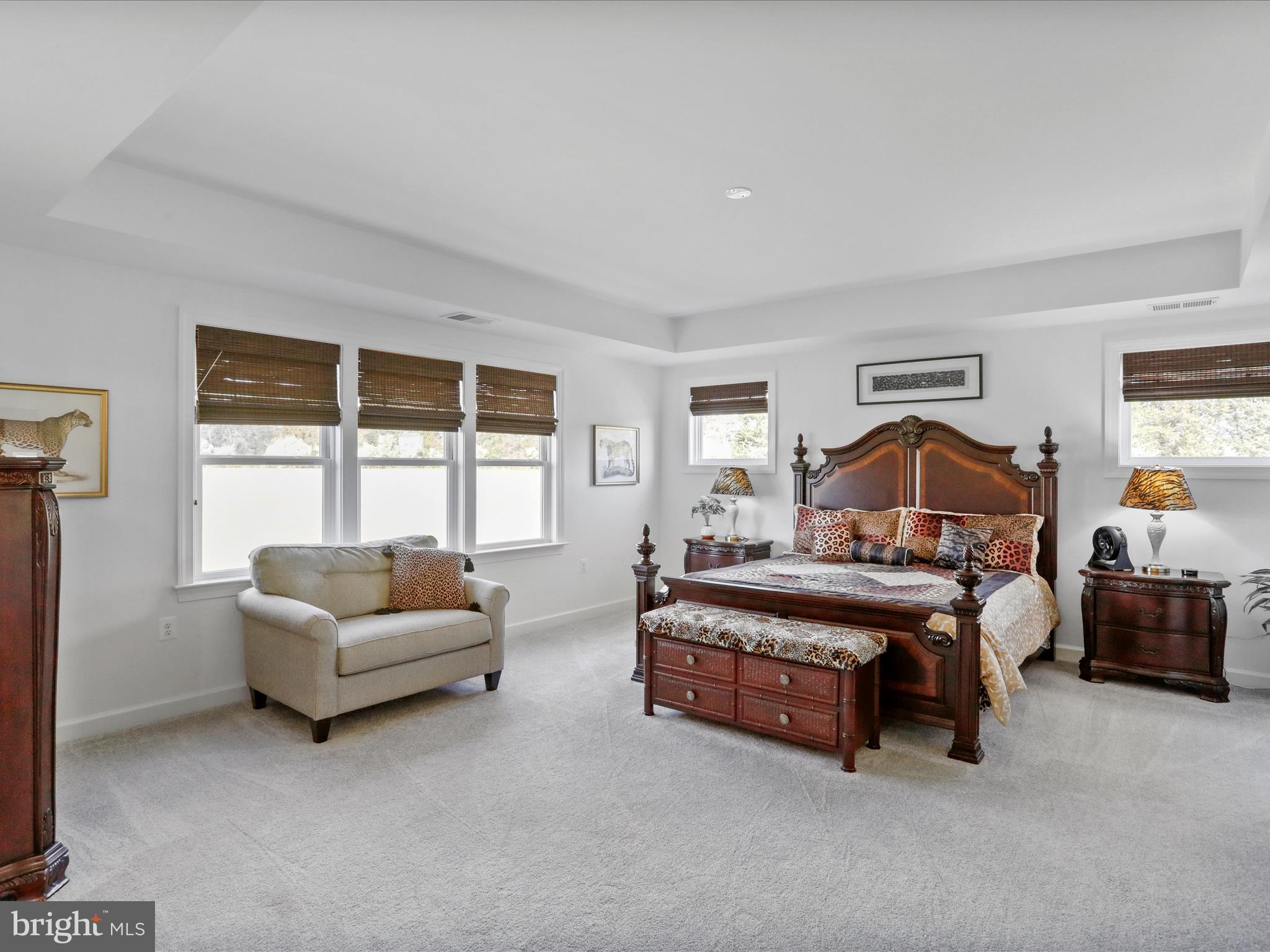 183 Garrison Ct