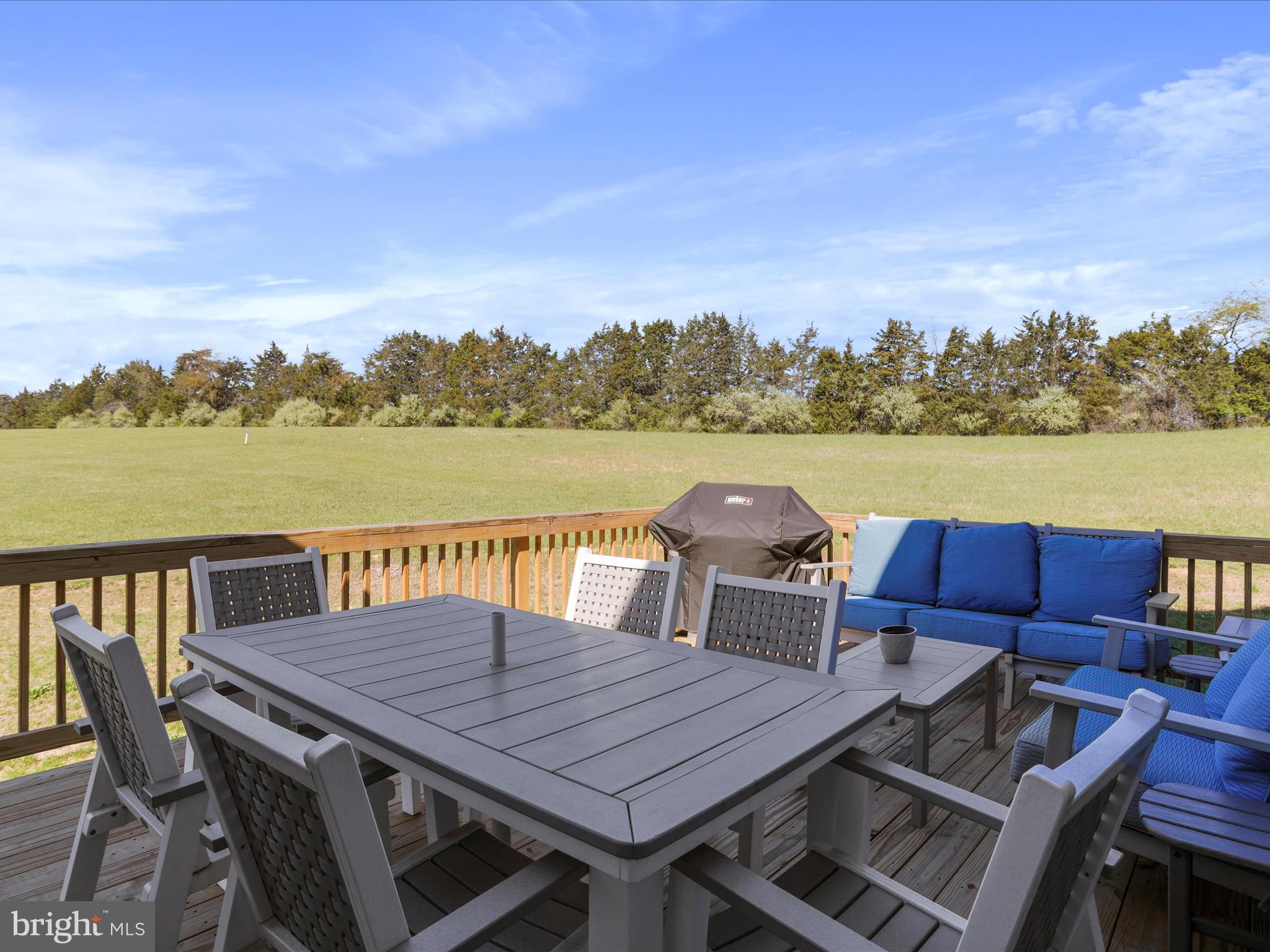 183 Garrison Ct