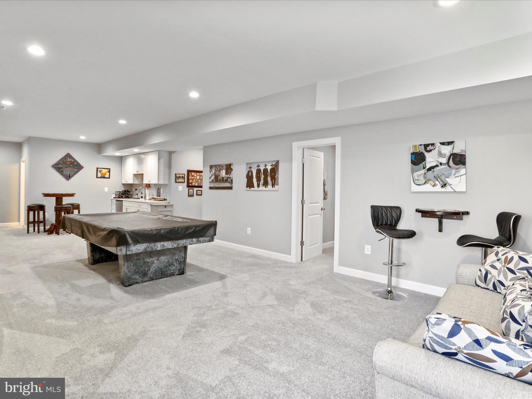 183 Garrison Ct