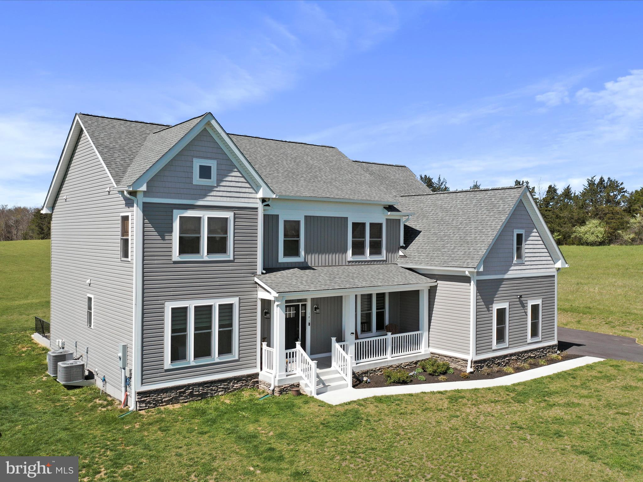 183 Garrison Ct