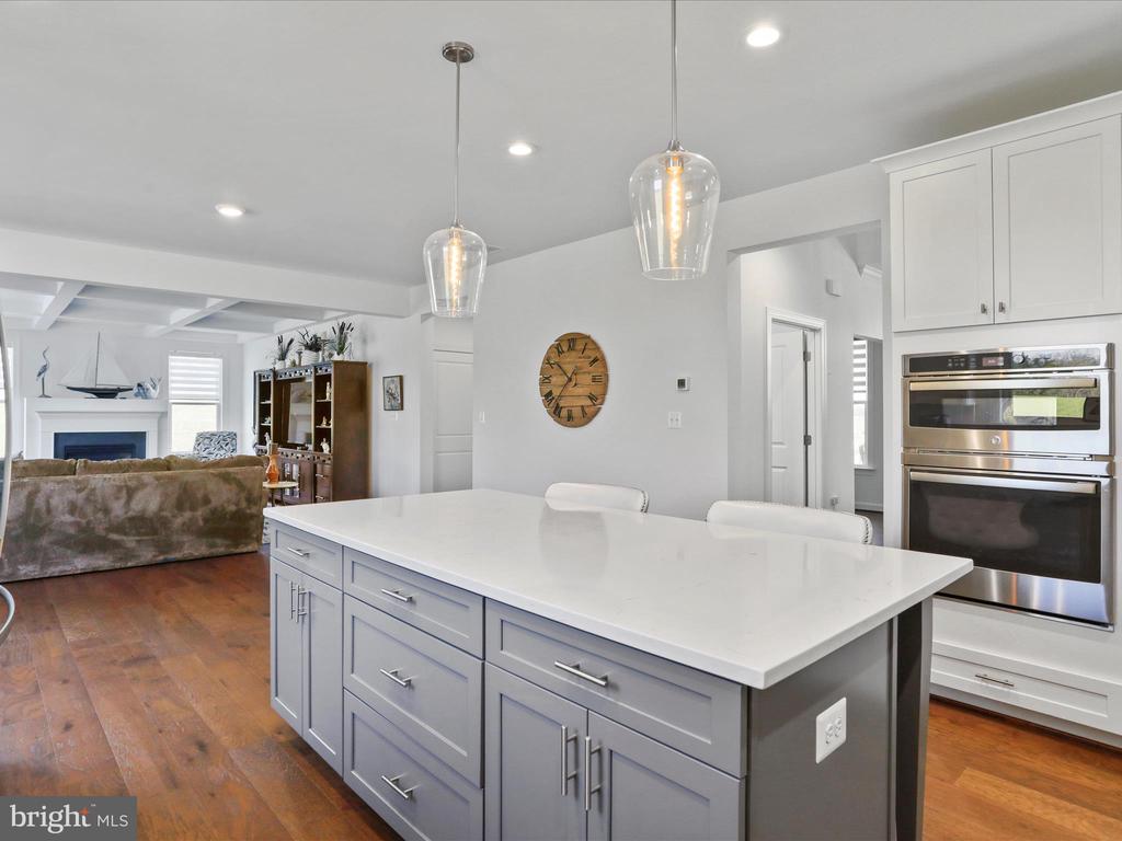 183 Garrison Ct