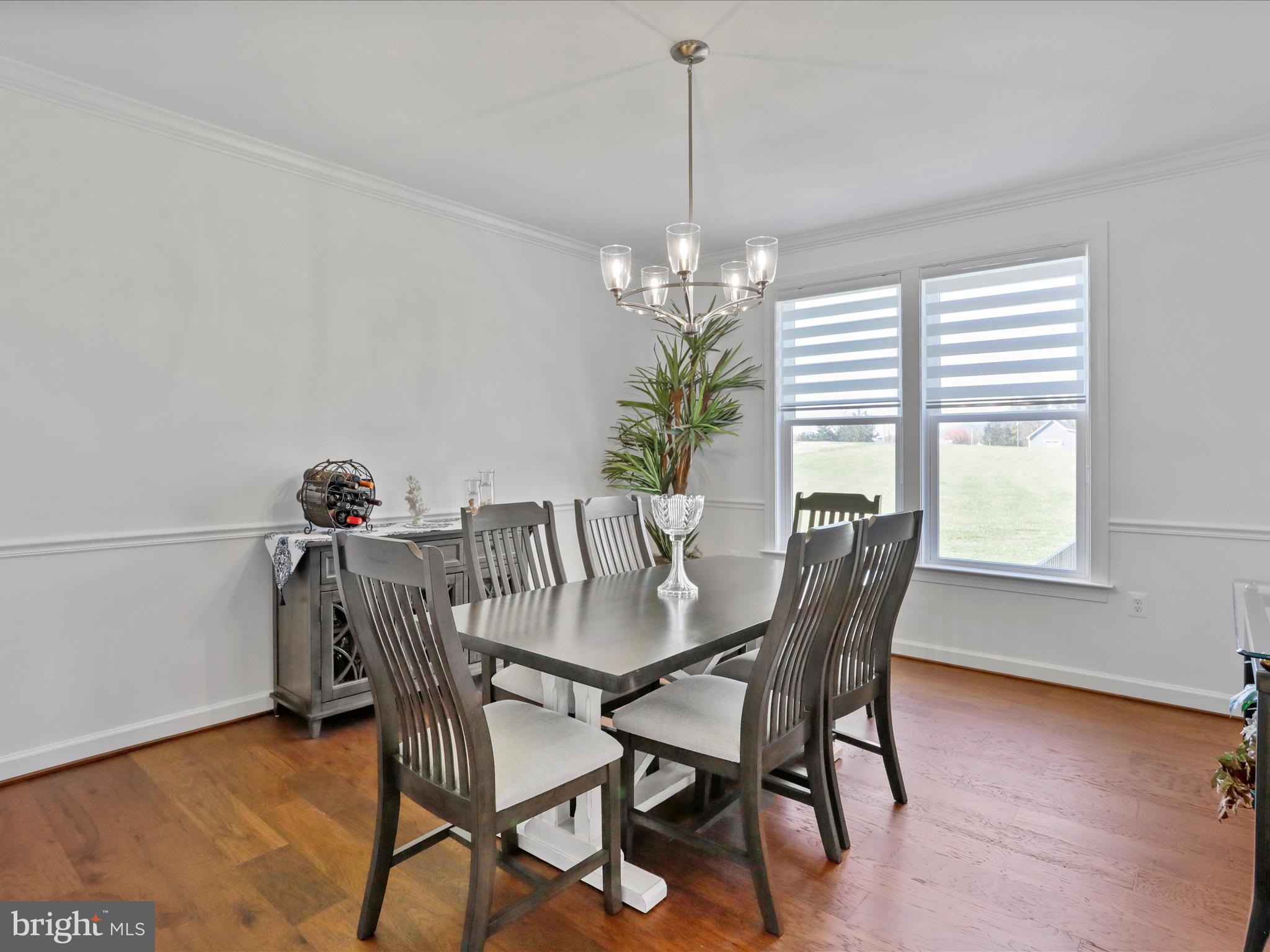 183 Garrison Ct