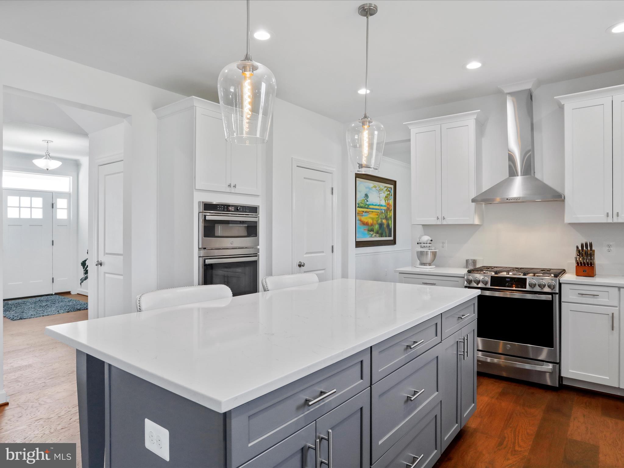 183 Garrison Ct