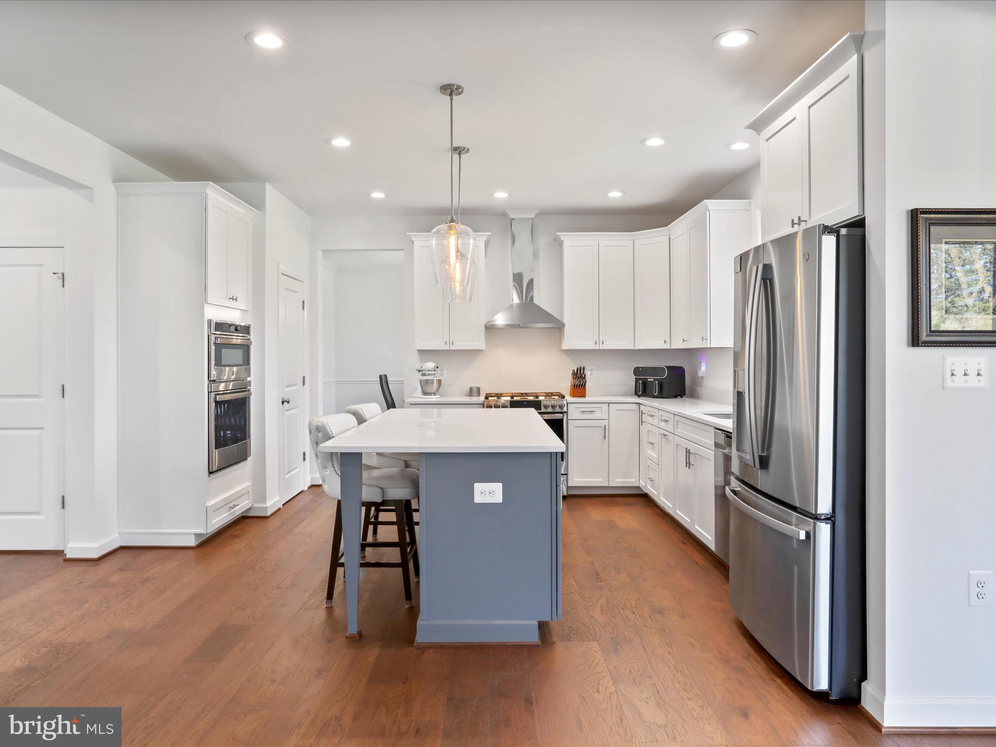 183 Garrison Ct